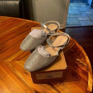 Journee Collection Rhinestone Flats